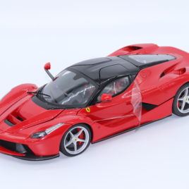 HOTWHEELS ELITE 1.18 Ferrari LAFERRARI red ( BCT79 )