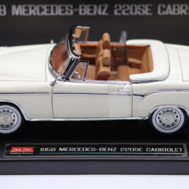 SUN STAR European collectables 1.18 Mercedes Benz 1958 220SE Cabriolet   White color ( 3555 )