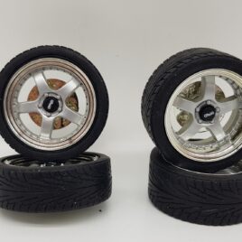 RDM 1.18 5 Spoke Wheels with tyres Full set 2 front and 2 rear Silver with chrome dish